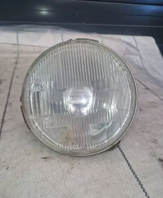 Mitsubishi Pajero Headlight/headlamp E6125