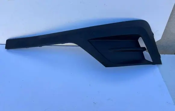 Renault Trafic III (X82) Front bumper corner part panel trim 263368383R