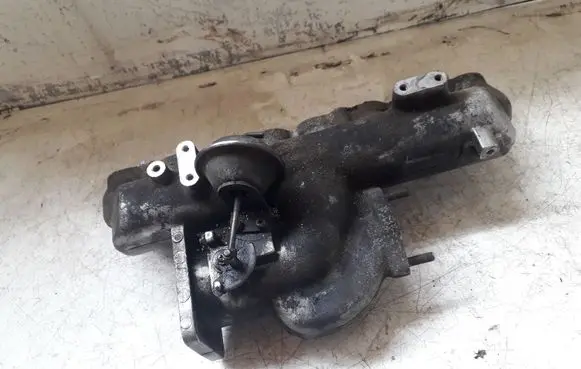 KIA Sorento Intake manifold