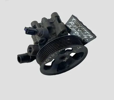 Toyota RAV 4 (XA20) Power steering pump