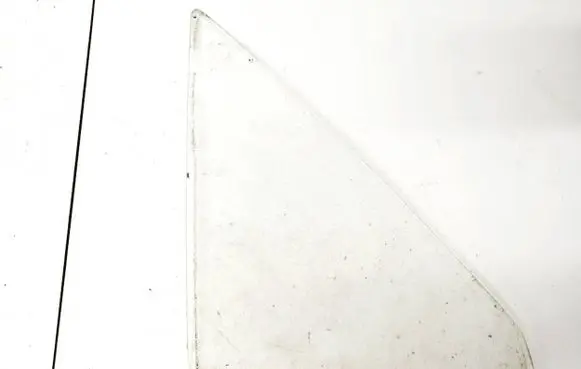 Ford Fiesta Front door vent window glass four-door 43r001057 as2