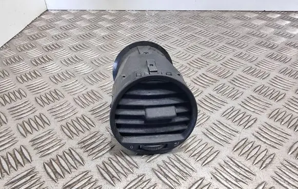 Volkswagen Caddy Dash center air vent grill 2K0819703B