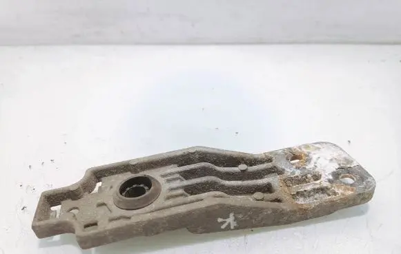 Opel Insignia A Radiator mount bracket 13243026