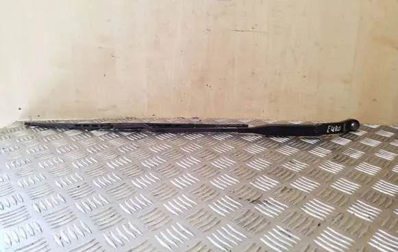 Volvo S40, V40 Front wiper blade arm