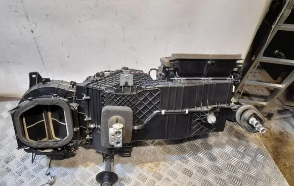 Porsche Cayenne (92A) Interior heater climate box assembly 7P5820005F