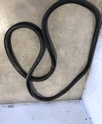 Volkswagen ID.7 Rear door rubber seal (on body) 14B867913B