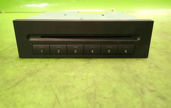 Mercedes-Benz E W211 CD/DVD changer A2118705390
