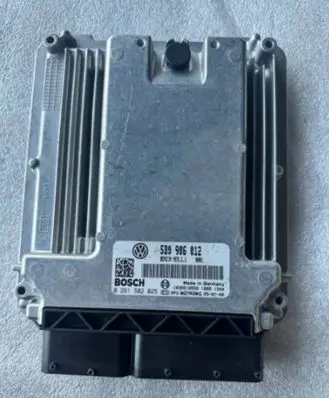 Volkswagen Golf VIII Engine control unit/module ECU 5B9906012 1039S10556 0261S02025