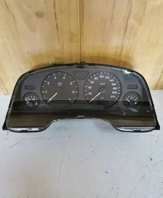 Opel Zafira A Speedometer (instrument cluster) 88311318