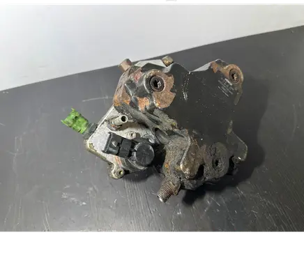 Volvo XC70 Fuel injection high pressure pump 0445010111 8692521 023627
