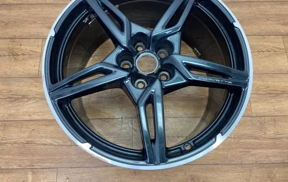 Chevrolet Corvette C6 R20 alloy rim 23404164