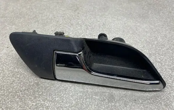Opel Zafira B Rear door interior handle trim aca68402