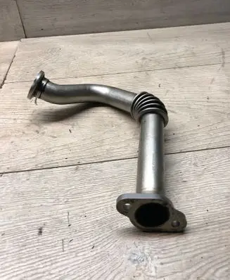 Volkswagen PASSAT B7 EGR valve line/pipe/hose 03L131521R