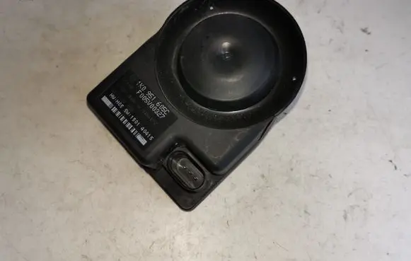 Volkswagen PASSAT B6 Alarm system siren 1K0951605C
