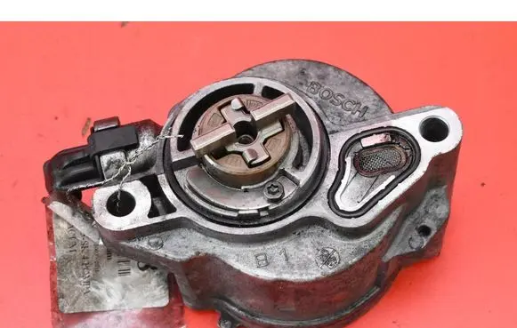 Volvo V50 Vacuum pump D156-1B