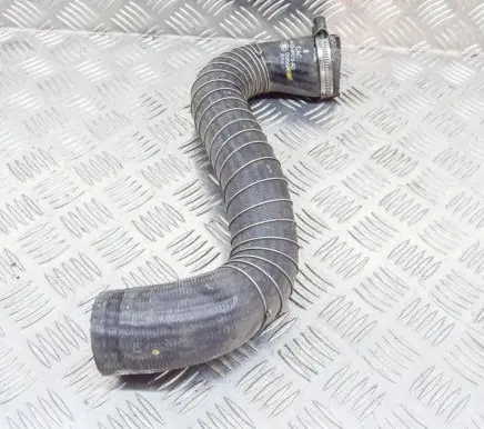 Land Rover Discovery 4 - LR4 Intercooler hose/pipe AH229F072AD