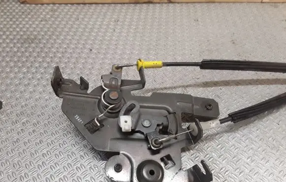 Renault Trafic II (X83) Sliding door lock 8200004828B