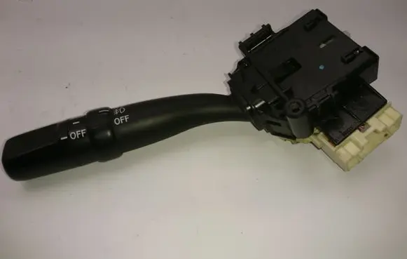 Toyota Avensis T250 Light switch 8414005110