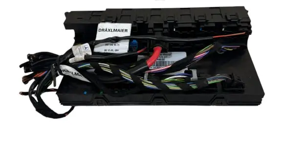 Mercedes-Benz C W203 SAM control unit 2095451501 5DK00848602