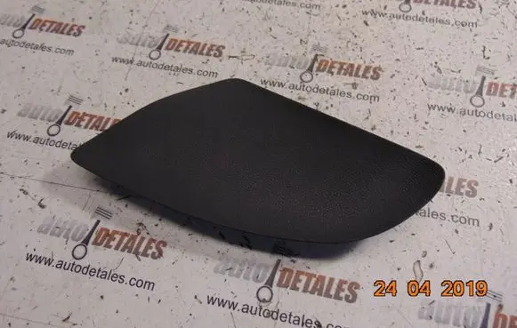 Mercedes-Benz B W245 Other front door trim element A1697270248