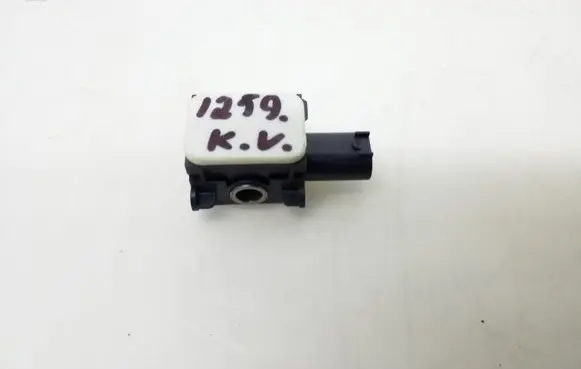 Mercedes-Benz ML W164 Airbag deployment crash/impact sensor A0038202826