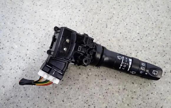 KIA Picanto Tailgate/trunk/boot open switch 934204L760