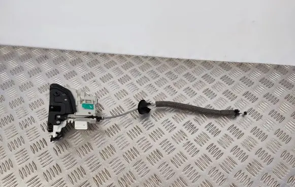Audi Q5 SQ5 Rear door lock 8X0839015D