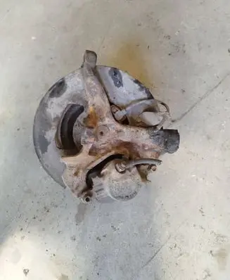 Chevrolet Caprice Front wheel hub spindle knuckle
