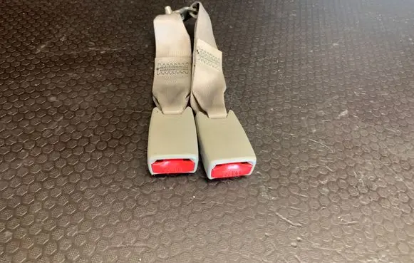 Nissan X-Trail T30 Rear seatbelt buckle