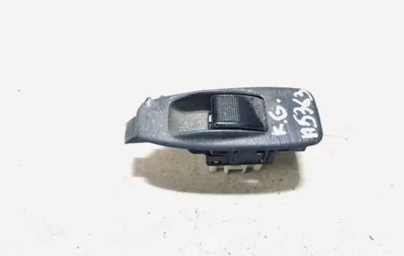 Mazda Premacy Electric window control switch 3582m2d