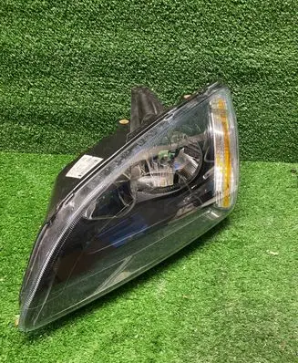 Ford Focus Headlight/headlamp 4M5113101JB 19178 1011D102A