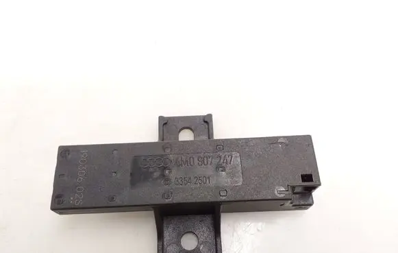 Porsche Cayenne (9Y0 9Y3) Keyless system antenna 4M0907247