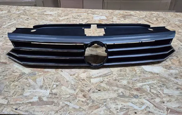 Volkswagen PASSAT B8 USA Front bumper upper radiator grill 3G0853653 3G0853651A 3C0853651