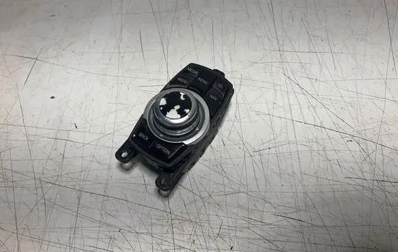 BMW 3 F30 F35 F31 Head unit multimedia control 9267955 19226310 901209210000