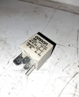 Audi Q7 4L Other relay 8E0951253