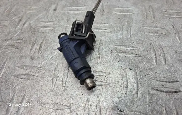 Chrysler Crossfire Fuel injector A1120780149 0280156014