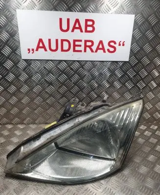 Ford Focus Headlight/headlamp 1M5113006