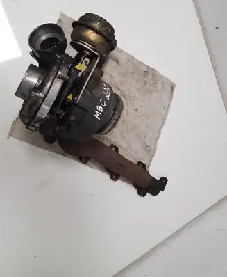 Mercedes-Benz C W203 Turbo A6110960999
