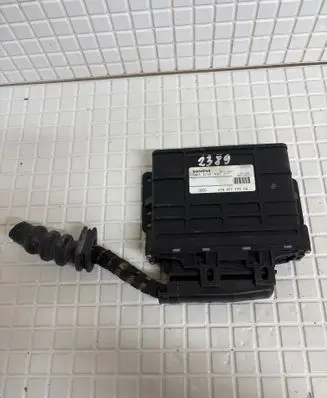 Audi A6 S6 C6 4F Engine control unit/module 5WK33219 01N927733CN