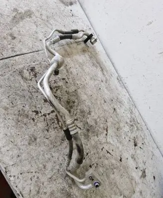 Air conditioning (A/C) pipe/hose