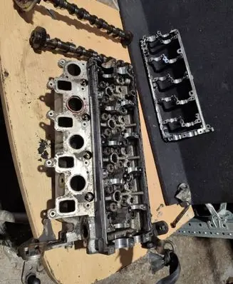 Skoda Superb B6 (3T) Engine head 03L103373J