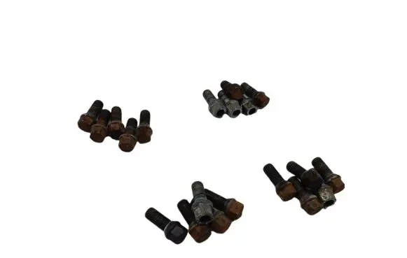 Mercedes-Benz C W204 Nuts/bolts 