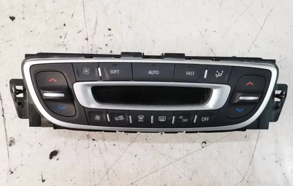 Renault Megane III Climate control unit 276100007R T1001936V 10413120477