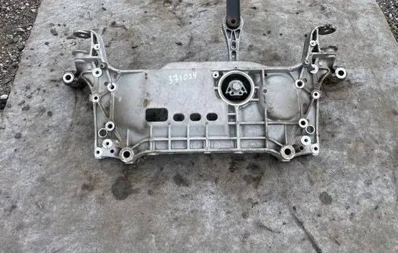 Volkswagen Tiguan Front control arm 3C0199369H