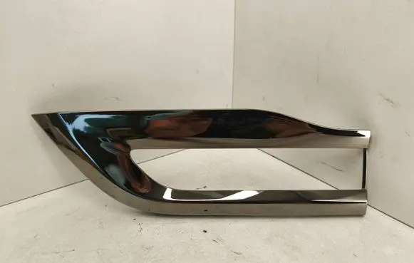 Jeep Grand Cherokee Rear/tail light trim molding 6003TK0216