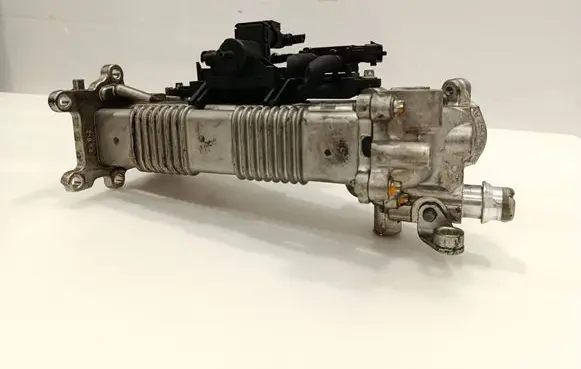 EGR valve cooler