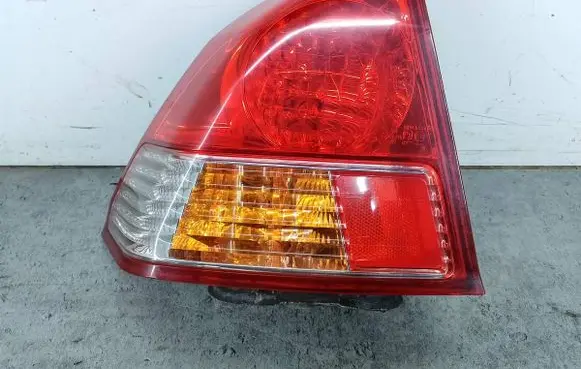 Honda Civic Rear/tail lights P2662L