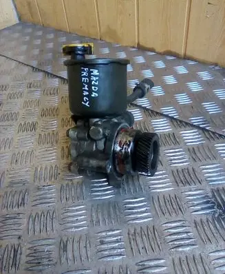 Mazda Premacy Power steering pump CB873265X