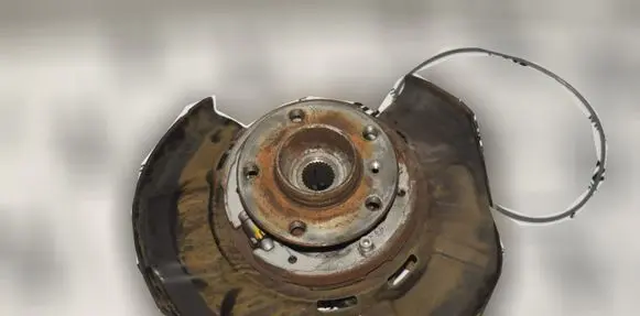 Rear wheel hub