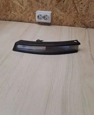 Front indicator light